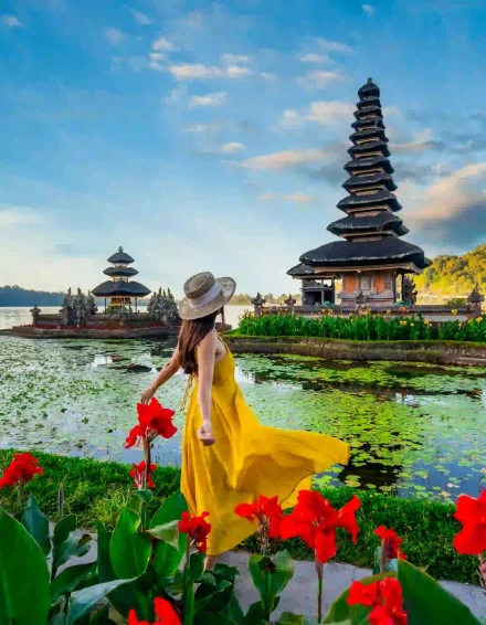 Pura Ulun Danu Bratan Temple- Bali- indonesia -2