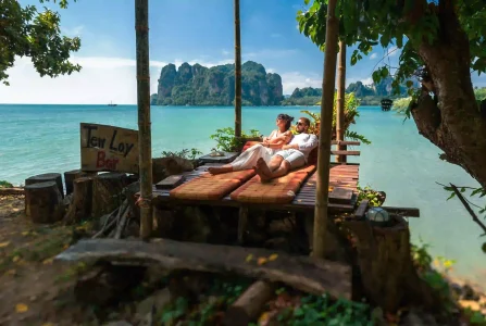 Railay Beach, Krabi, Thailand.
