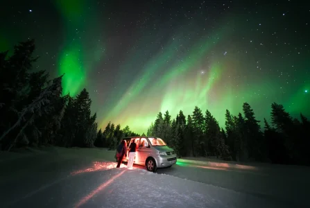 northern lights tour night